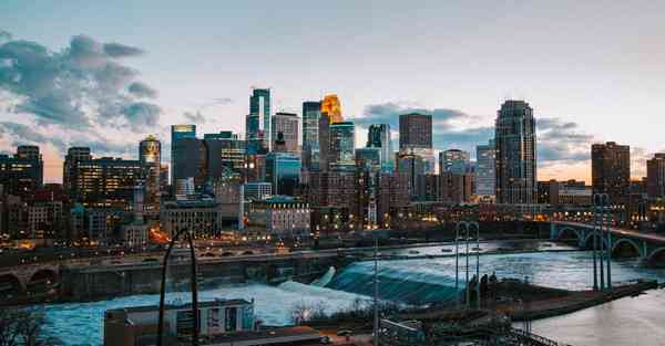 大数据包含设备数据的行业文章