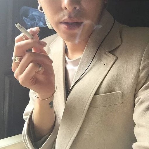唐建旭燕