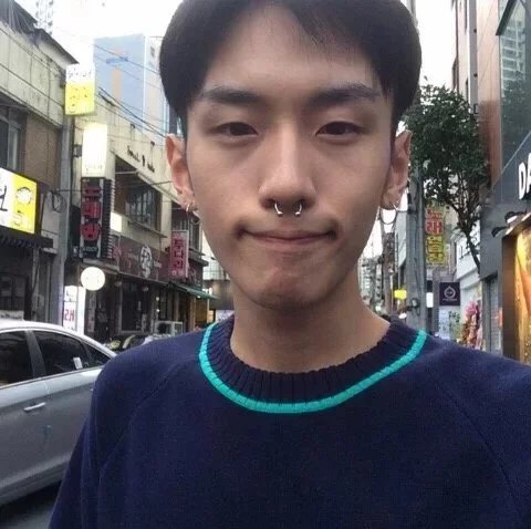 崔倩豪谦