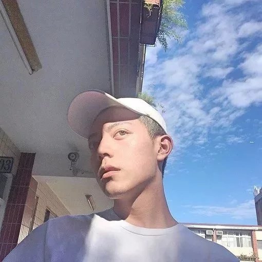 殷云伊永