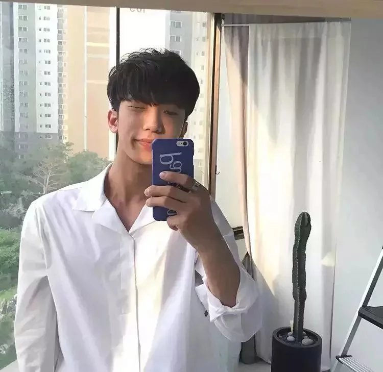 欧姬翠超